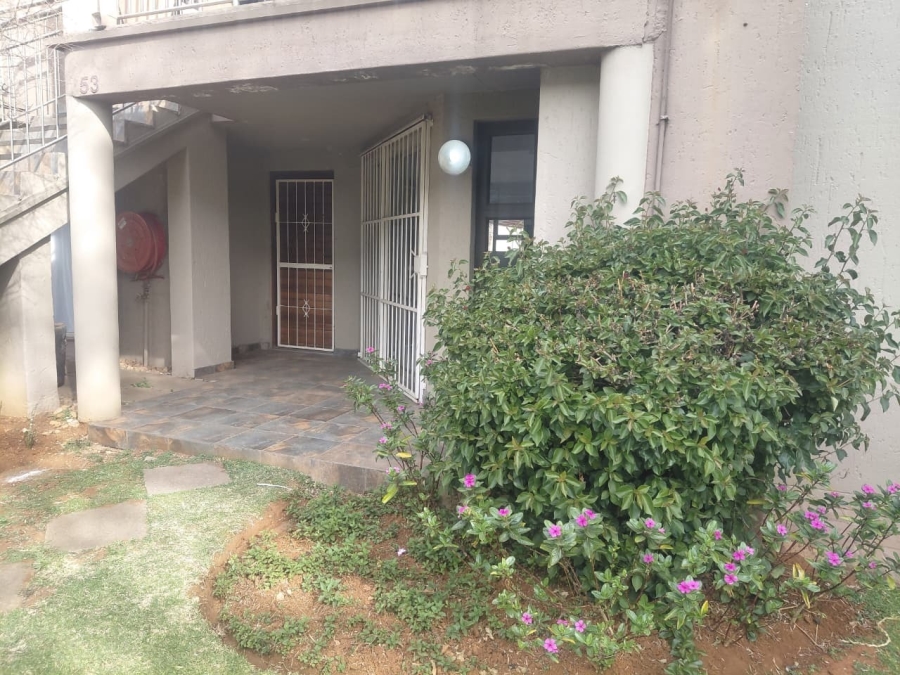 To Let 2 Bedroom Property for Rent in Vaalpark Free State